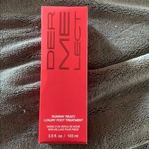 DERMELECT Runway ready luxury foot treatment 3.5oz